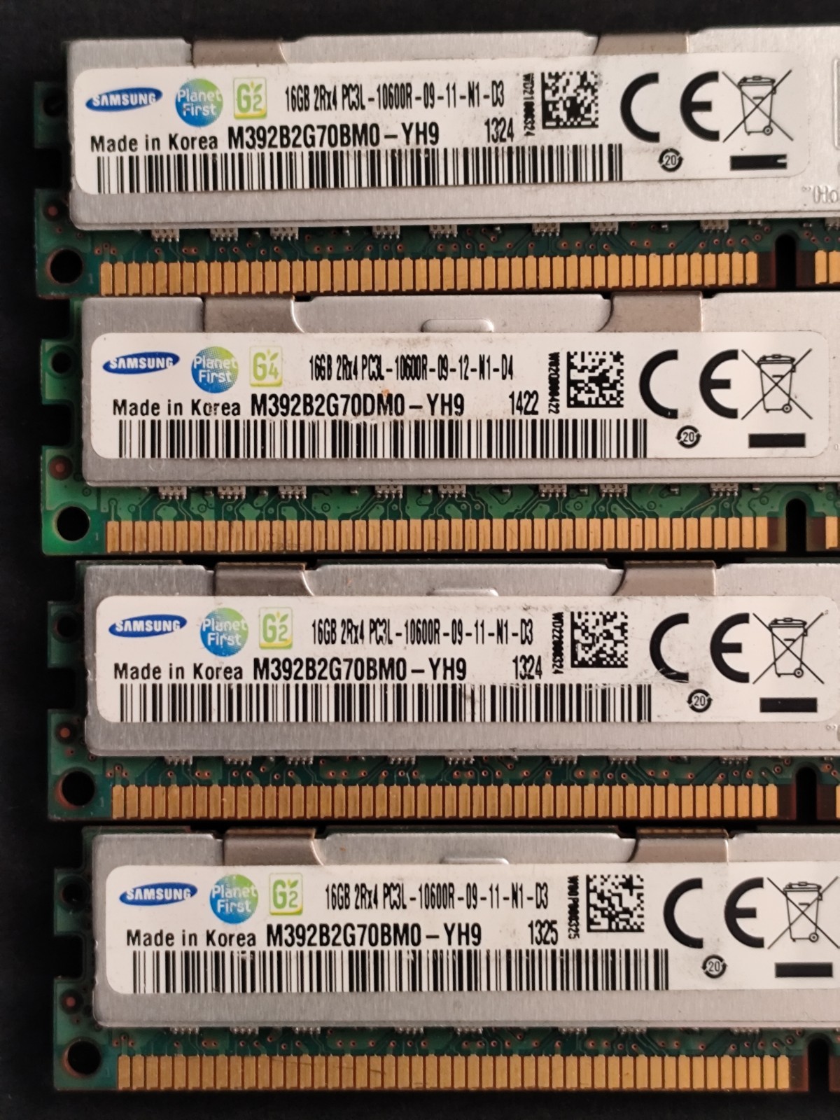 64GB (4 x 16GB) Samsung DDR3-1333 RDIMM PC3L-10600R ECC M392B2G70BM0-YH9