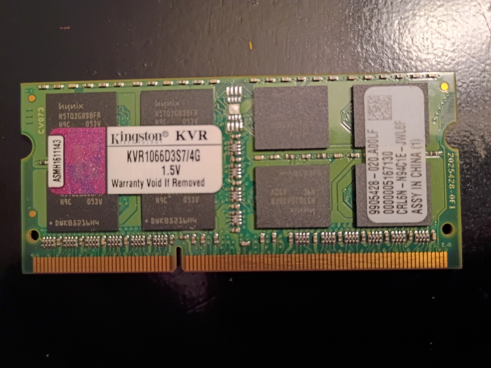 4GB DDR3 Kingston KVR1066D3S7 Memory RAM