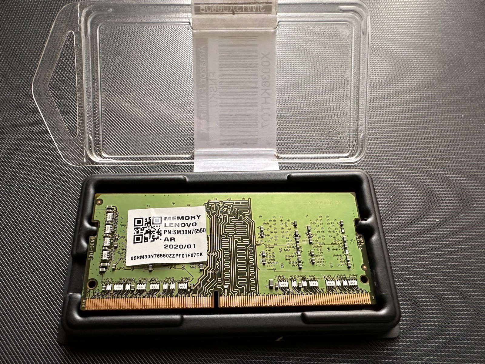 4GB 1rx16 pc4-2666v SCO-11 Memory Card Good Condition Used