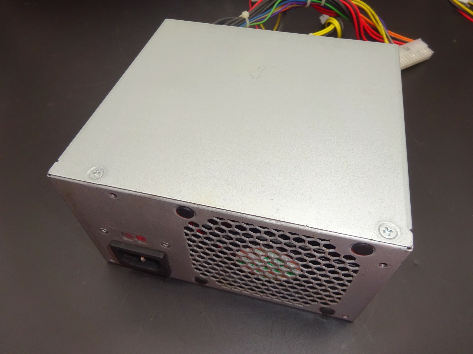 ACBEL PC6001 4x SATA*1x Molex*1x 24 Pin*1x 4 Pin CPU*ATX Netzteil 280W #NTX62