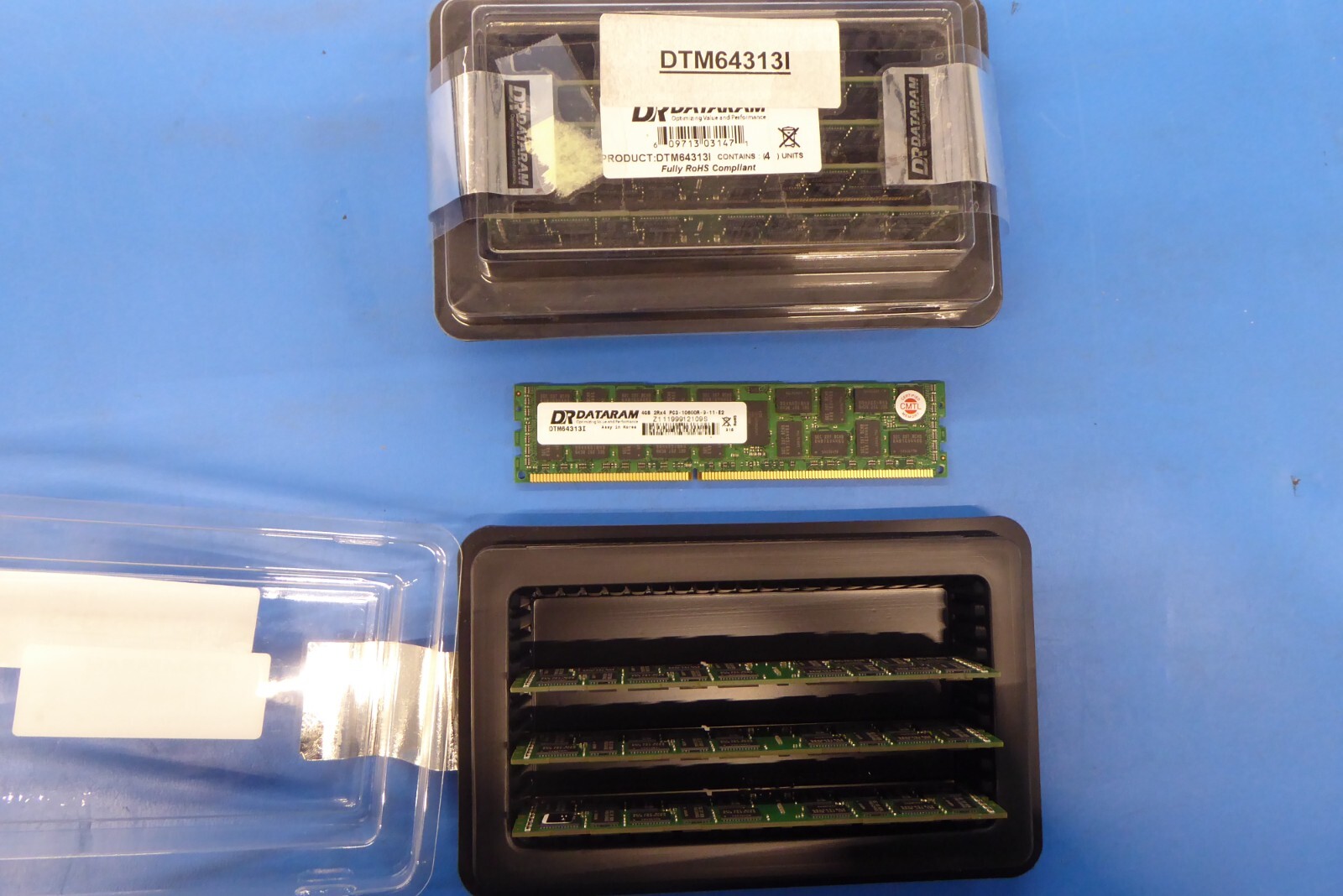 DTM64313I – Dataram 4GB DDR3-1333/PC3-10600 RDIMM 240-Pin CL9 Memory