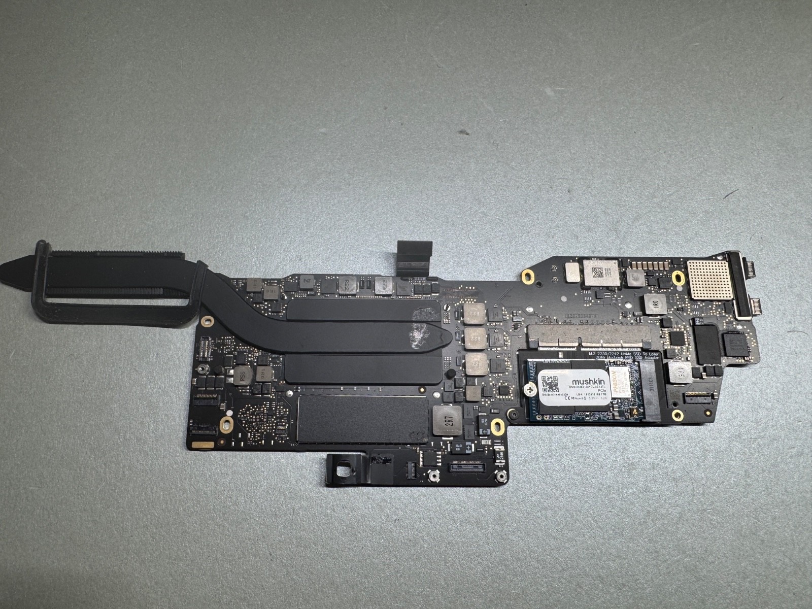 2017 MacBook Pro 13″ A1708 NO Touch Bar Logic Board Motherboard i5 1TB 8GB