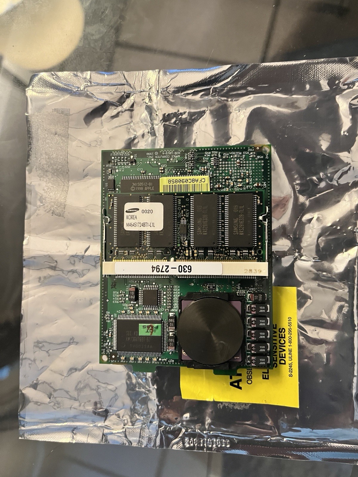 PowerBook G3 Wallstreet CPU – 300 MHz daughter card. MPN 341S0512-01
