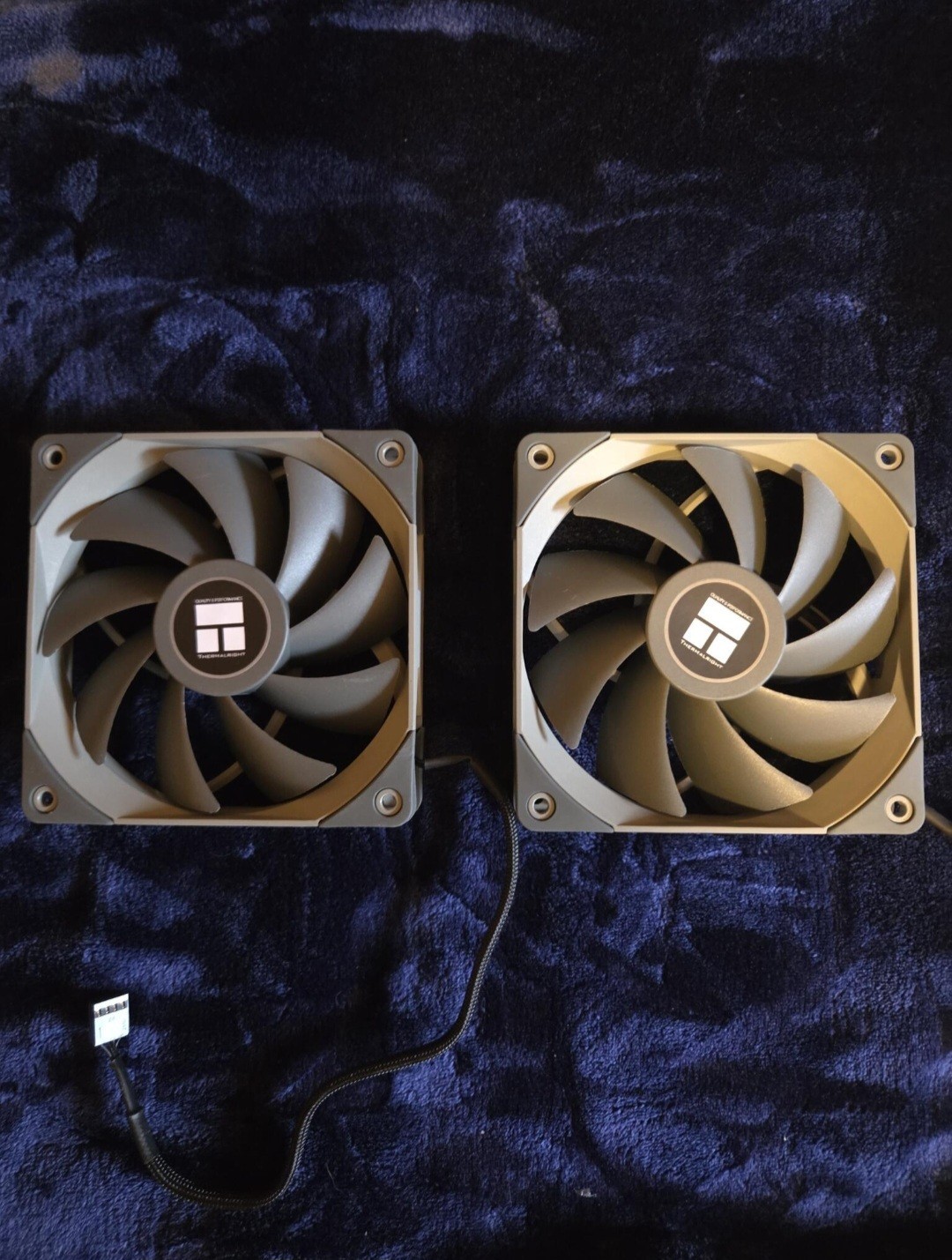 Thermalright TL-C12 PWM 2x 120mm Case Fans 4-Pin 1500RPM 66.17CFM Gray