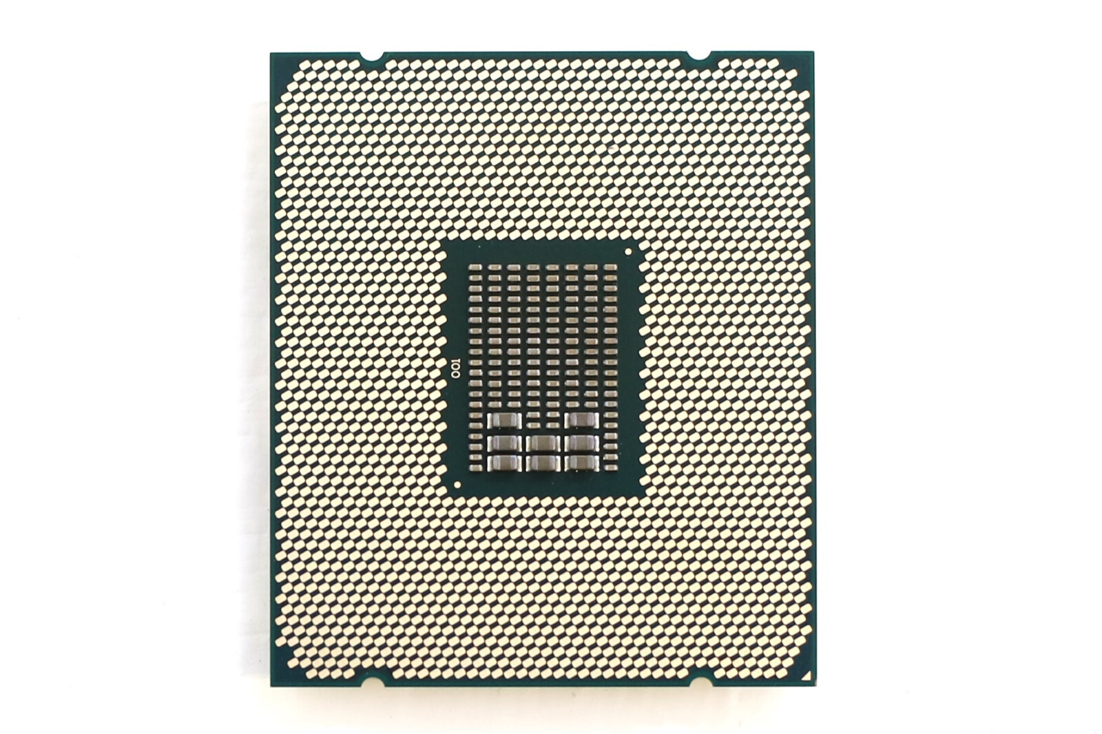 Intel Xeon E5-4655 v4 2.5GHz Octa-Core 30 MB LGA 2011-3 Processor P/N: SR2SH
