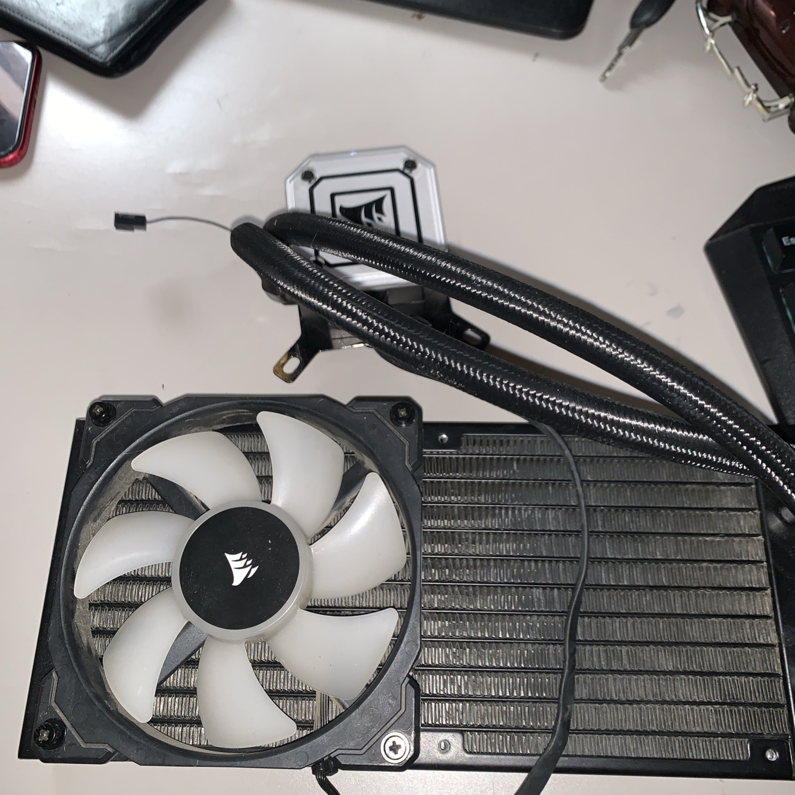 Corsair 240mm AIO Liquid CPU Cooler w/ 1 Fans Radiator Pump – As Shown