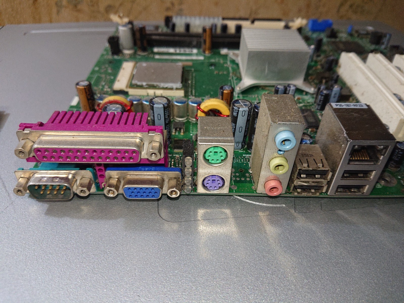 Dell Dimension 3000 OEM replacement motherboard Pentium 4 works great