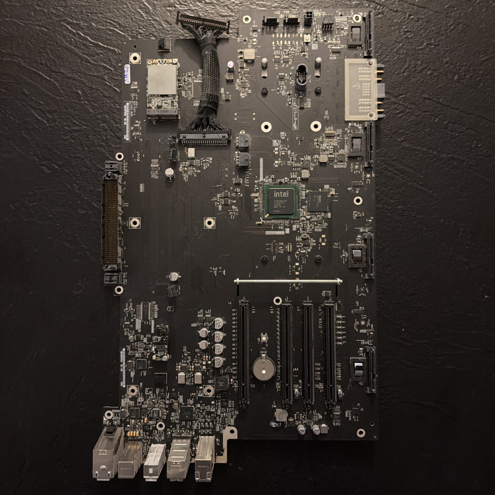 Apple Mac Pro A1289 Backplane Logic Board 820-2337-A 2009
