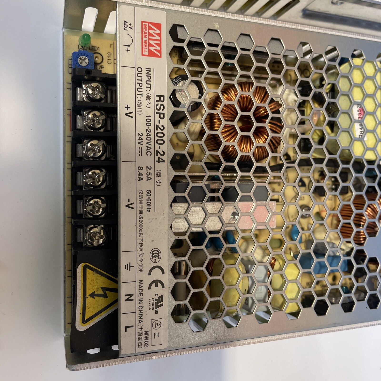 1 x Mean Well MW SP-200-24 Switching Power Supply