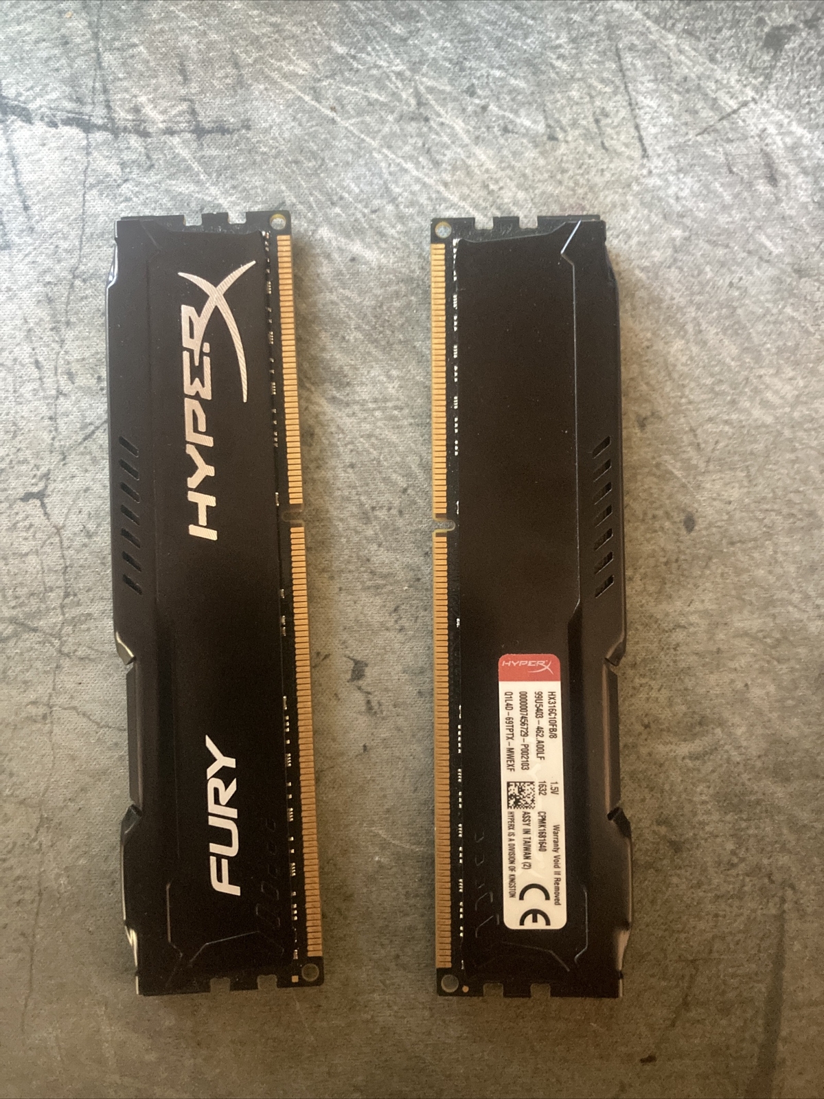 Kingston HyperX FURY 16GB (2 x 8GB) DDR3 CL10 DIMM Memory (HX318C10FWK2/16)