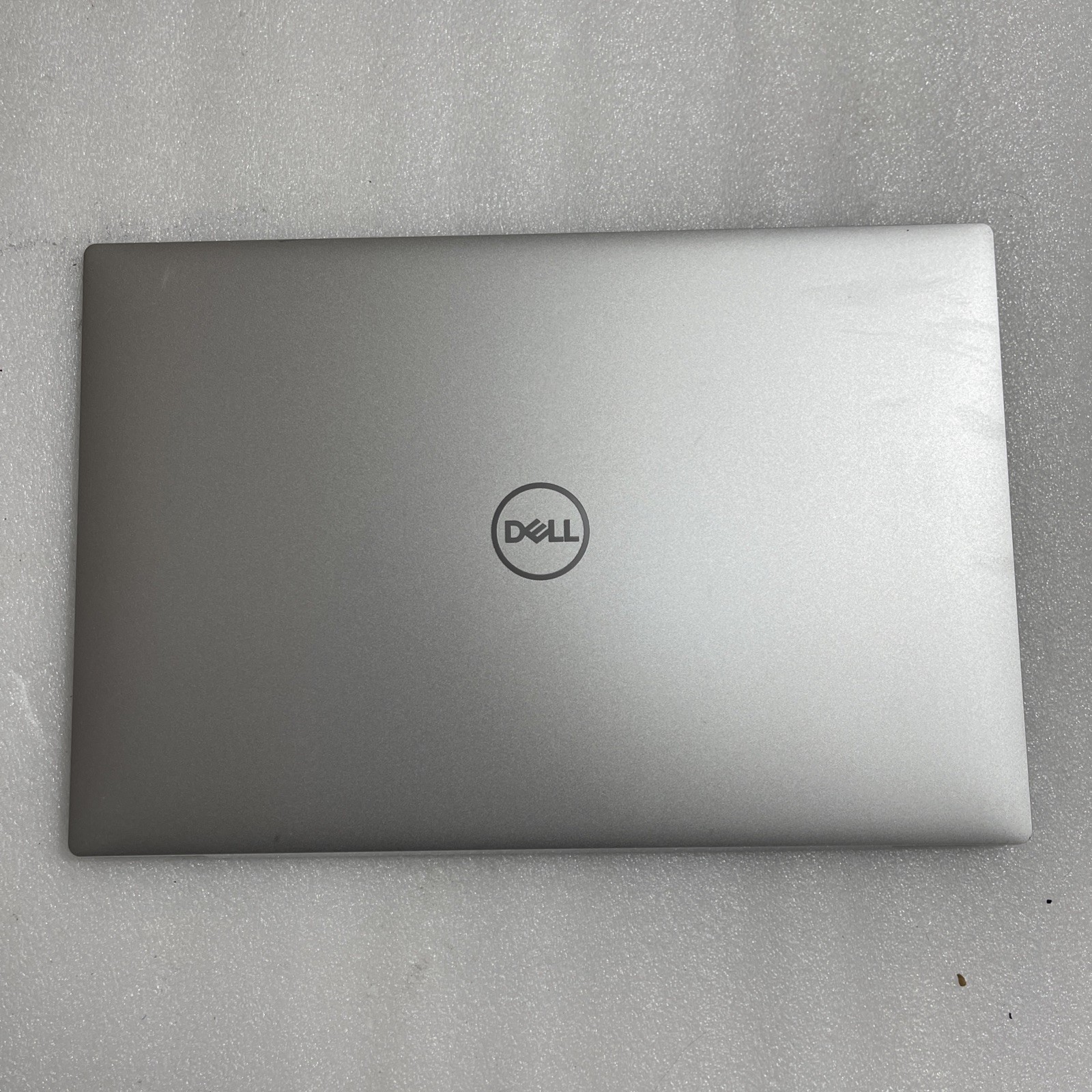 Defective Dell XPS 9300 13.3″ Touchscreen UHD+ LCD Silver 4MFP0 RGG8M SBD3