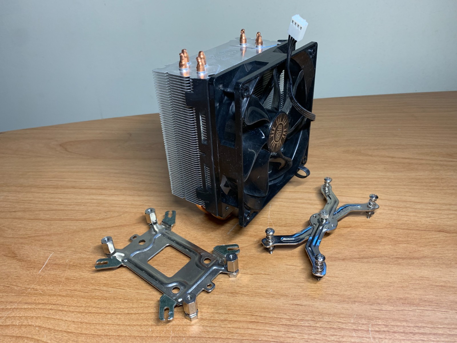 Cooler Master Hyper 212 Evo CPU Cooler – Heatsink/Fan, Brackets, and Screws