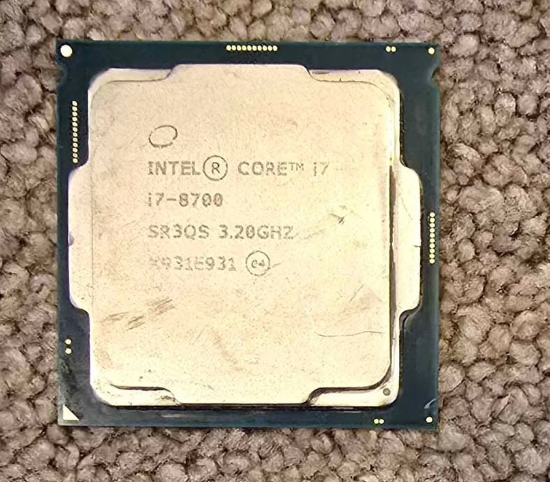 Intel i7-8700