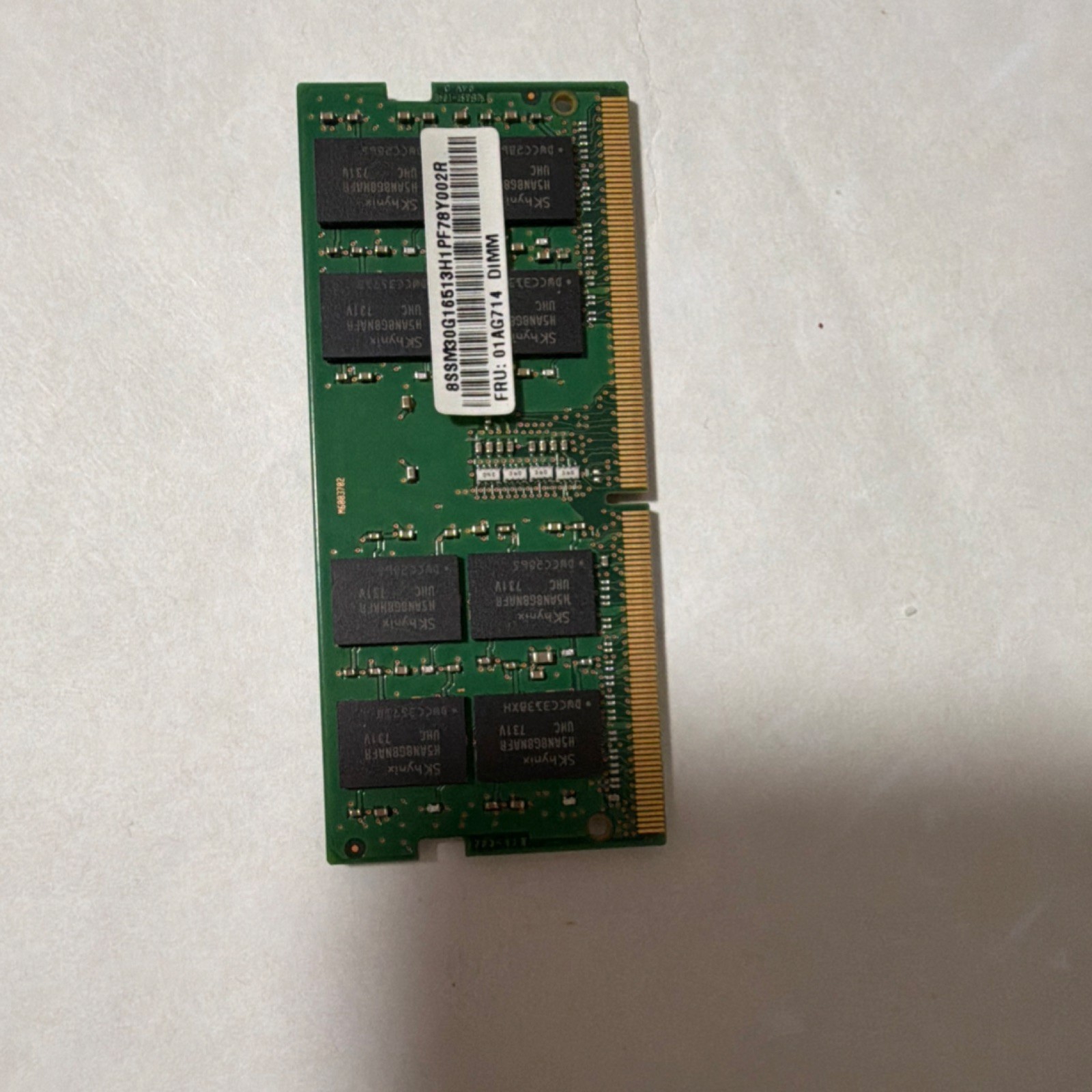SK hynix 16GB DDR4 PC4-2400T DIMM 260-Pin RAM HMA82GS6AFR8N-UH