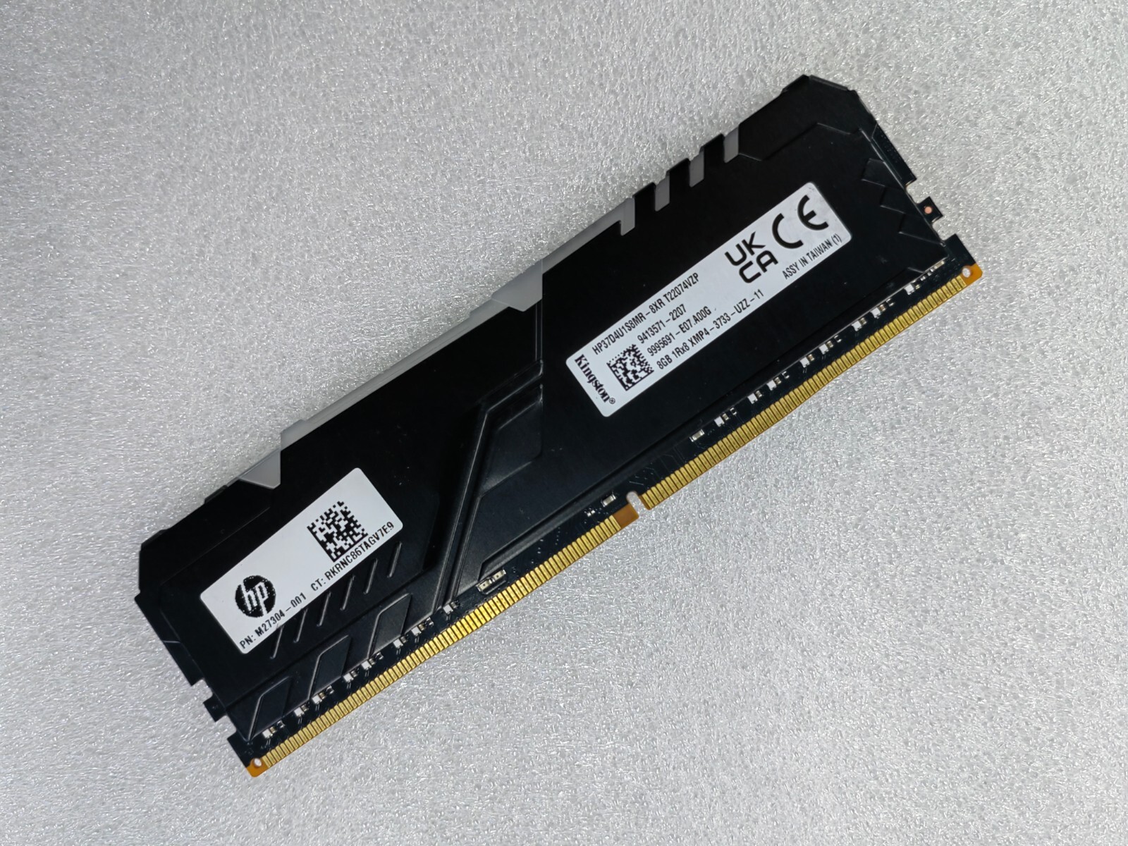 HP Kingston 8GB DDR4 3733 HP37D4U1S8MR-8XR PC4-29800 RGB 288pin Desktop DIMM RAM