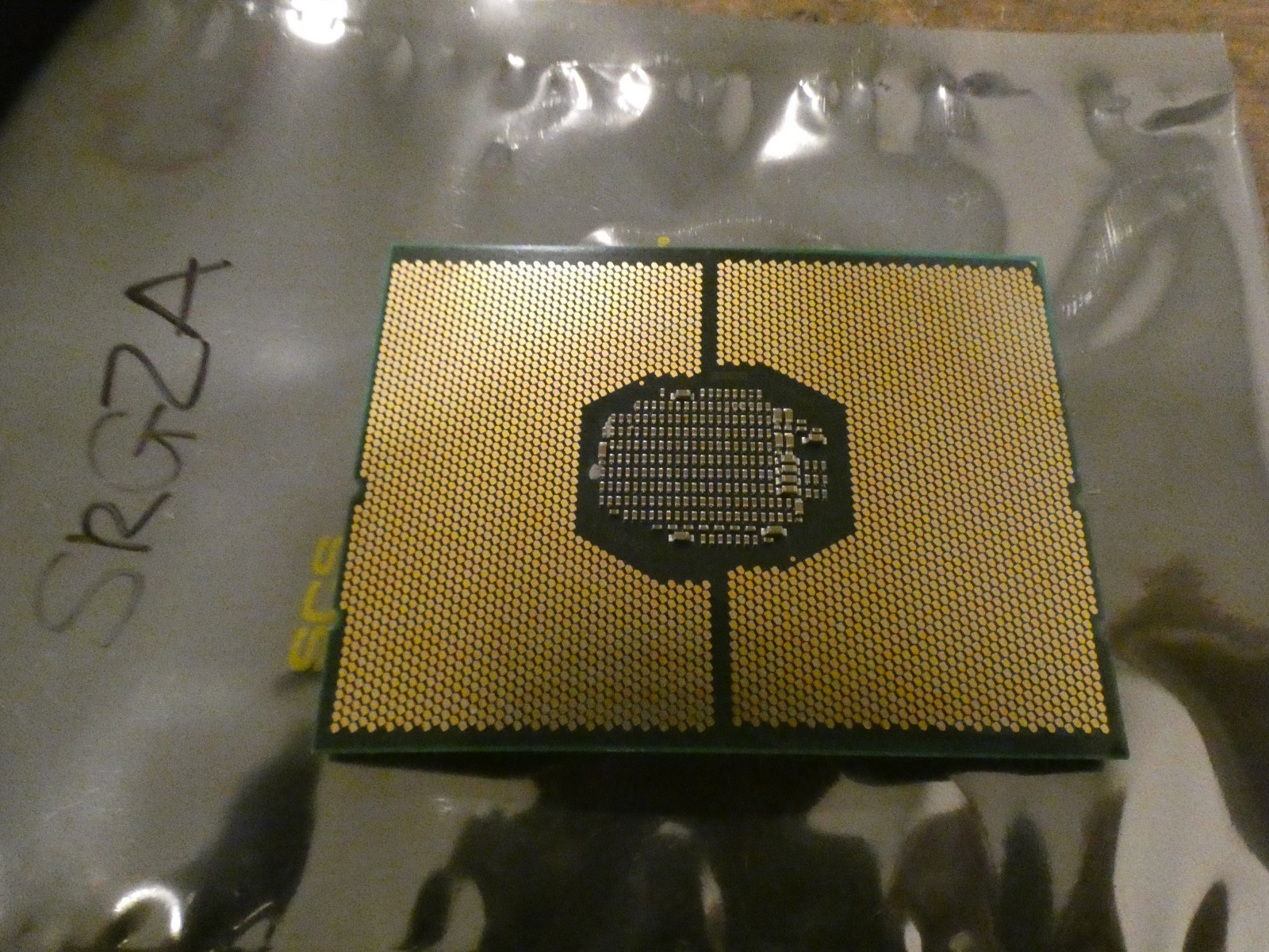 Intel Xeon Gold 6230R SRGZA 2.1GHz 26-Core LGA 3647 Server CPU Processor