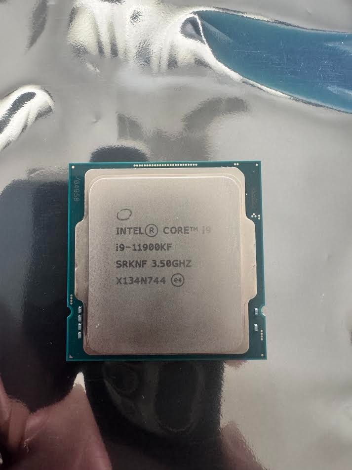 Intel Core i9-11900KF Processor (5.3 GHz, 8 Cores, Socket FCLGA1200)