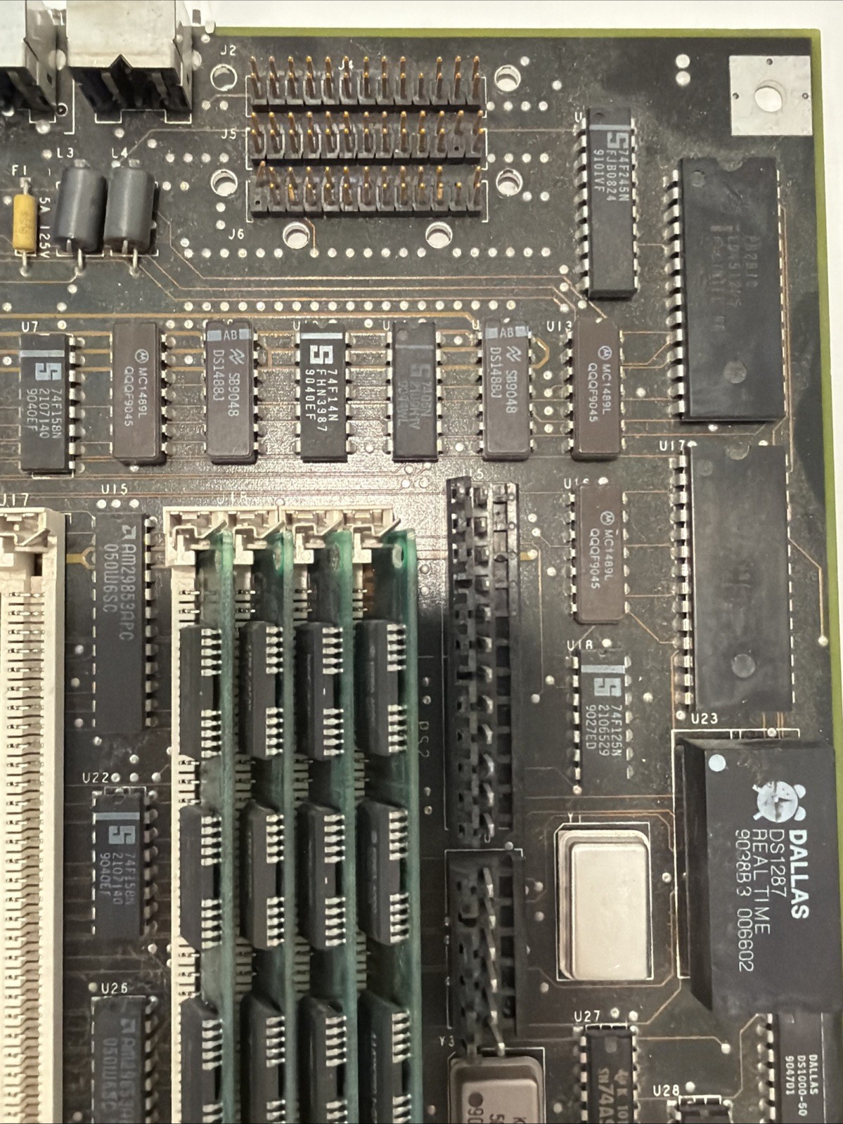 Vtg Intel PB511813-001 Computer Backplane Board 91 Phoenix BIOS w/ Center Cutout