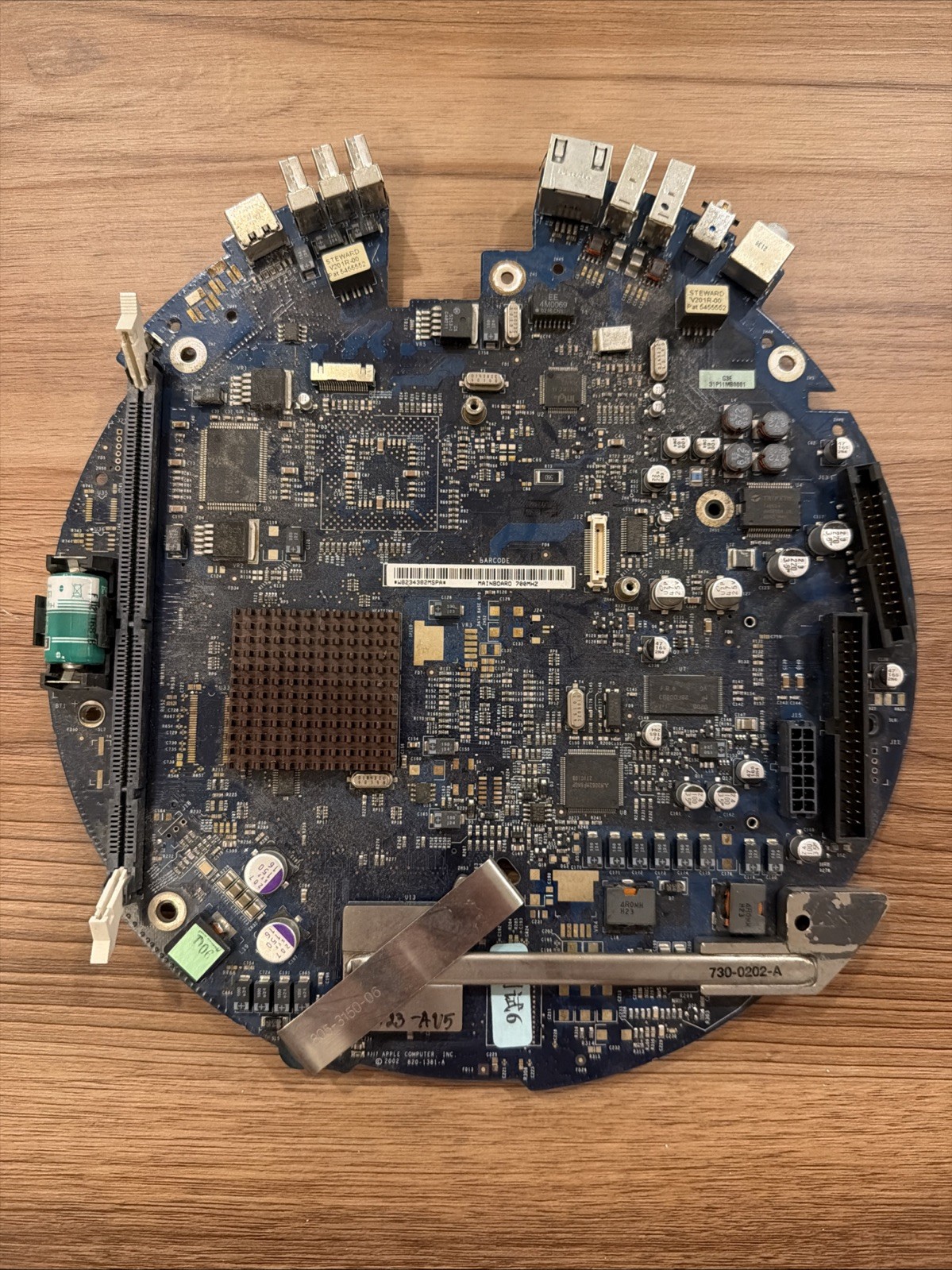Genuine Apple iMac G4 Logic Board Tested – 700Mhz, 820-1381-A, W8234382MSPA 2002
