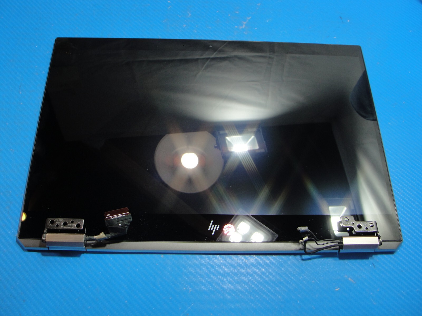 HP Spectre x360 15.6″ 15t-df000 Glossy QHD LCD Touch Screen Complete Assembly