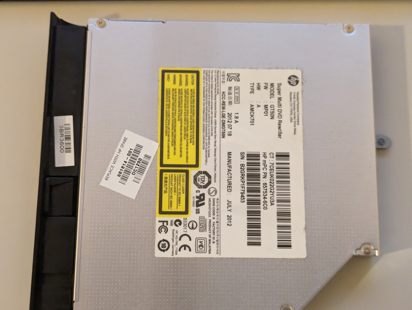 HP Pavilion G6 SATA DVD RW 12.7mm Drive UJ8B1 681814-001