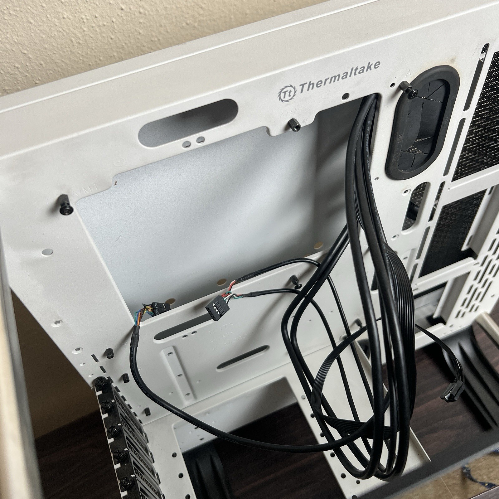 Thermaltake Core P3 White Mid Tower Open Frame Tempered Glass ATX, Mini Micro