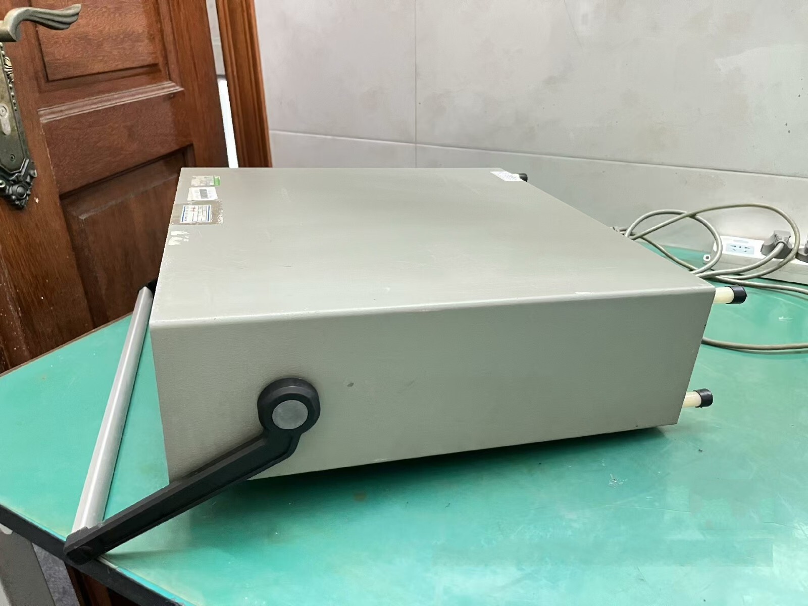 1PcS USED Voltech PM3000A high-precision power analyzer Via DHL or FedEX