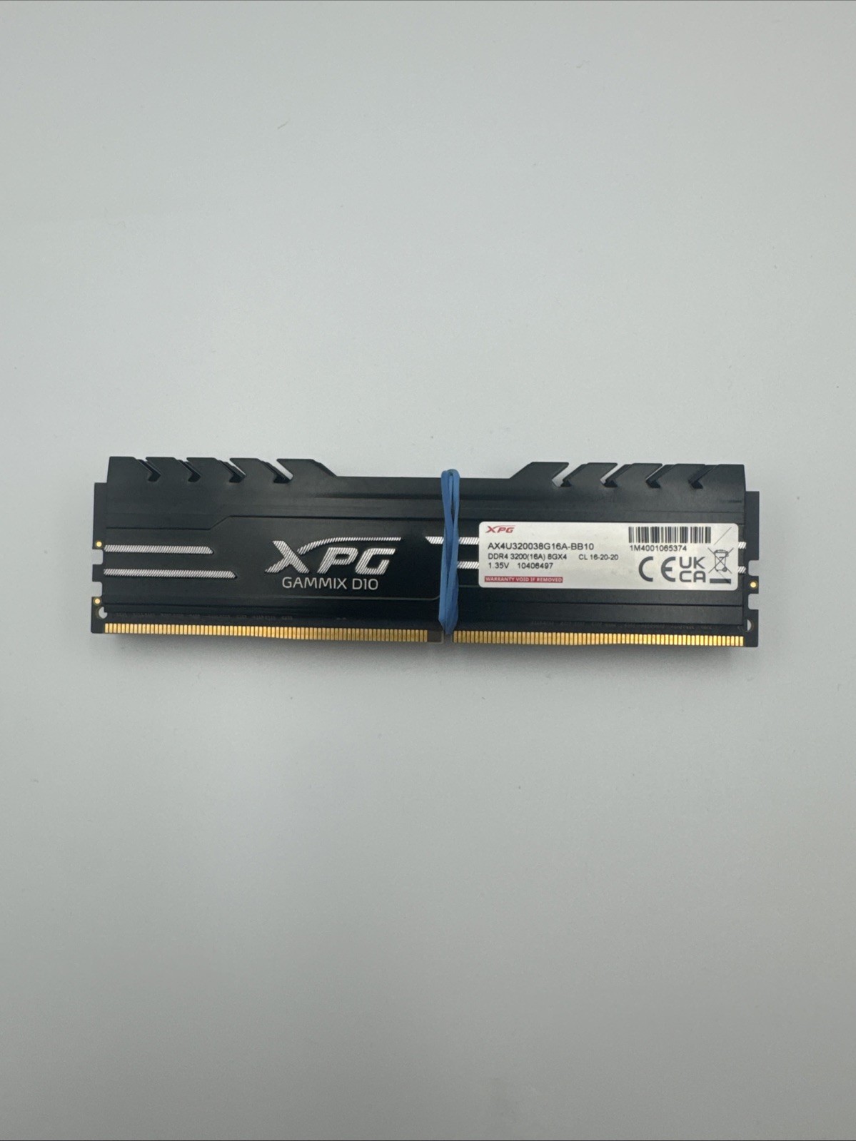 XPG GAMMIX D10 16GB (2x8GB) RAM DDR4 3200MHz AX4U320038G16A-BB10