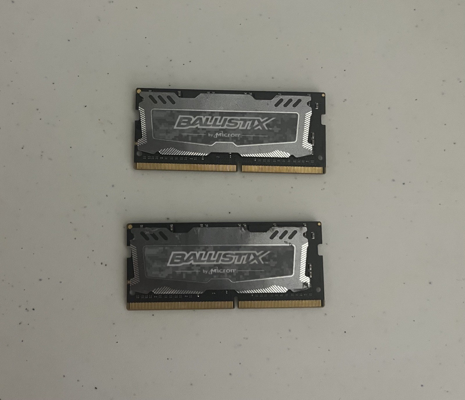 32GB (2x16GB) DDR4-2666 Ballistix Sport by Micron BLS16G4S26BFSD.16FD SODIMM