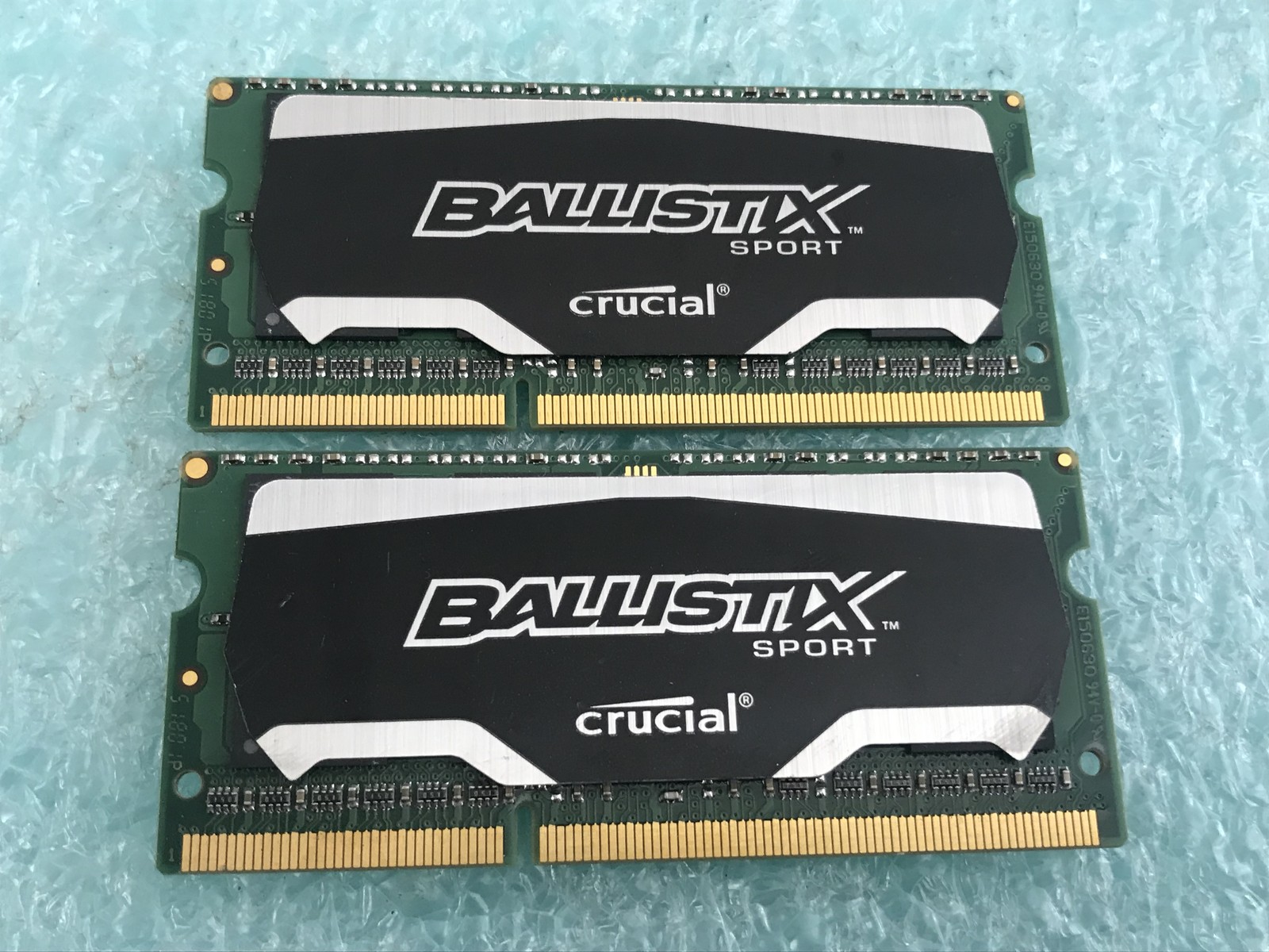 16GB(2 x 8GB) Crucial BLS8G3N169ES4.16FER DDR3 1600MHz SO-DIMM RAM – R684A