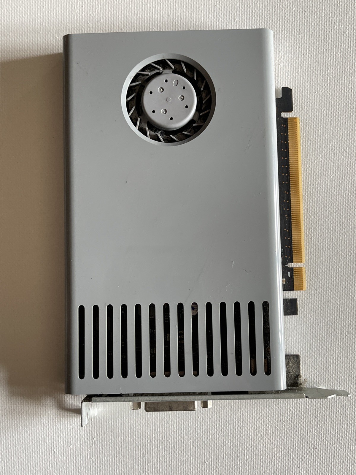 Apple Nvidia GeForce GT120 512MB GDDR3 PCI Express x16 Video Card A1310