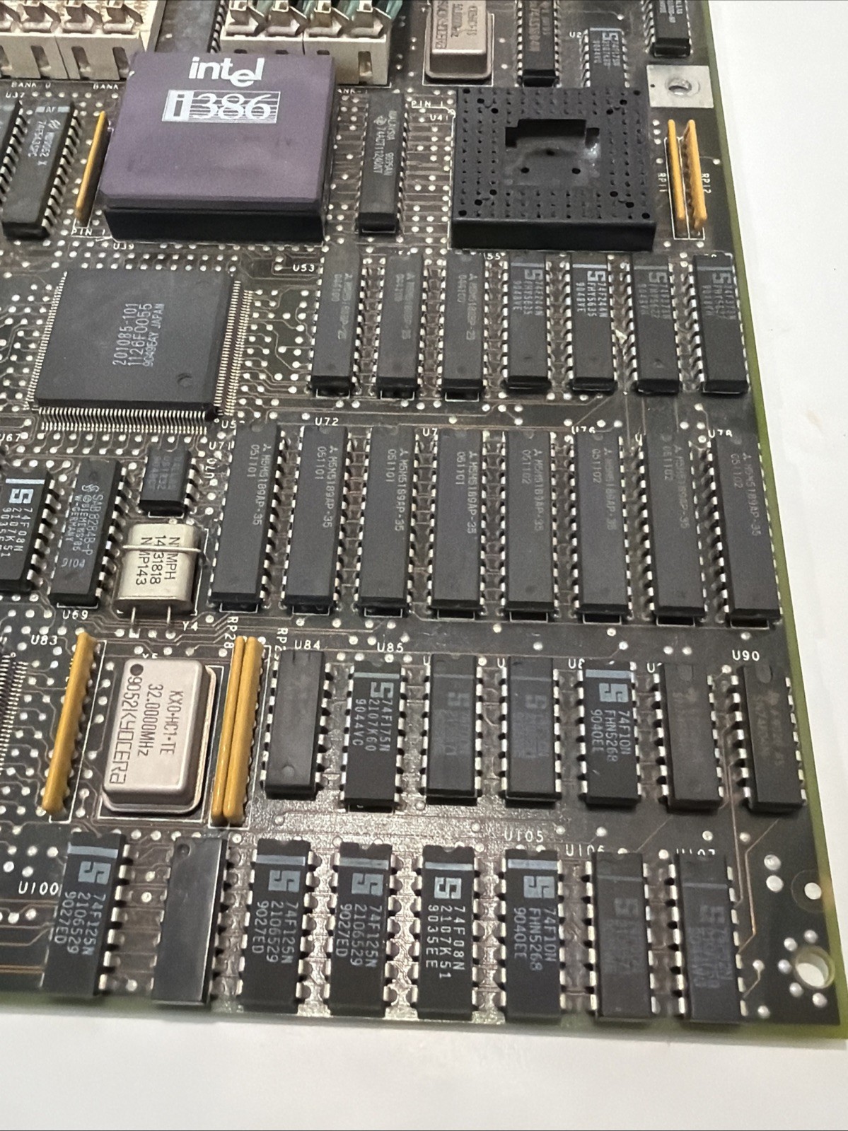 Vtg Intel PB511813-001 Computer Backplane Board 91 Phoenix BIOS w/ Center Cutout