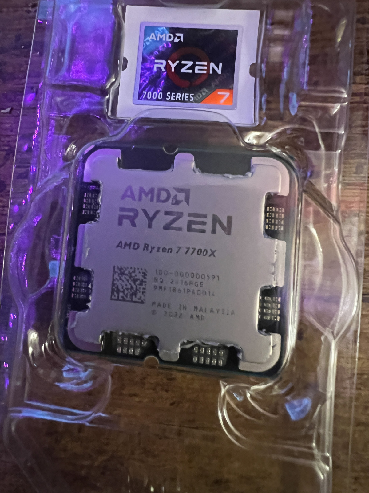 AMD Ryzen 7 7700x CPU (5.4 GHz, 8 Cores, LGA 1718/Socket AM5) Tray -…