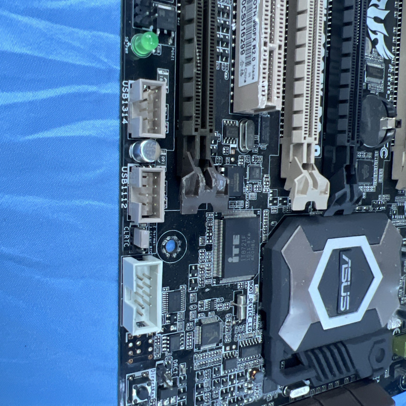 ASUS Sabertooth 990FX R2.0 Motherboard Socket AM3 Untested Parts Or Repairs #1
