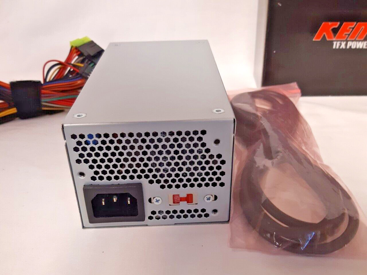 Kentek TFX 300 Watt Power Supply AC Input 100/240V 20+4, SATA,MOLEX,4PIN,FLOPPY