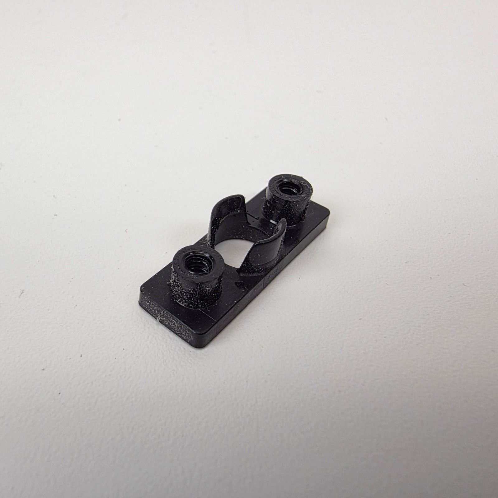 NZXT H7 Flow Replacement Case Panel Snaps – 7 Pack