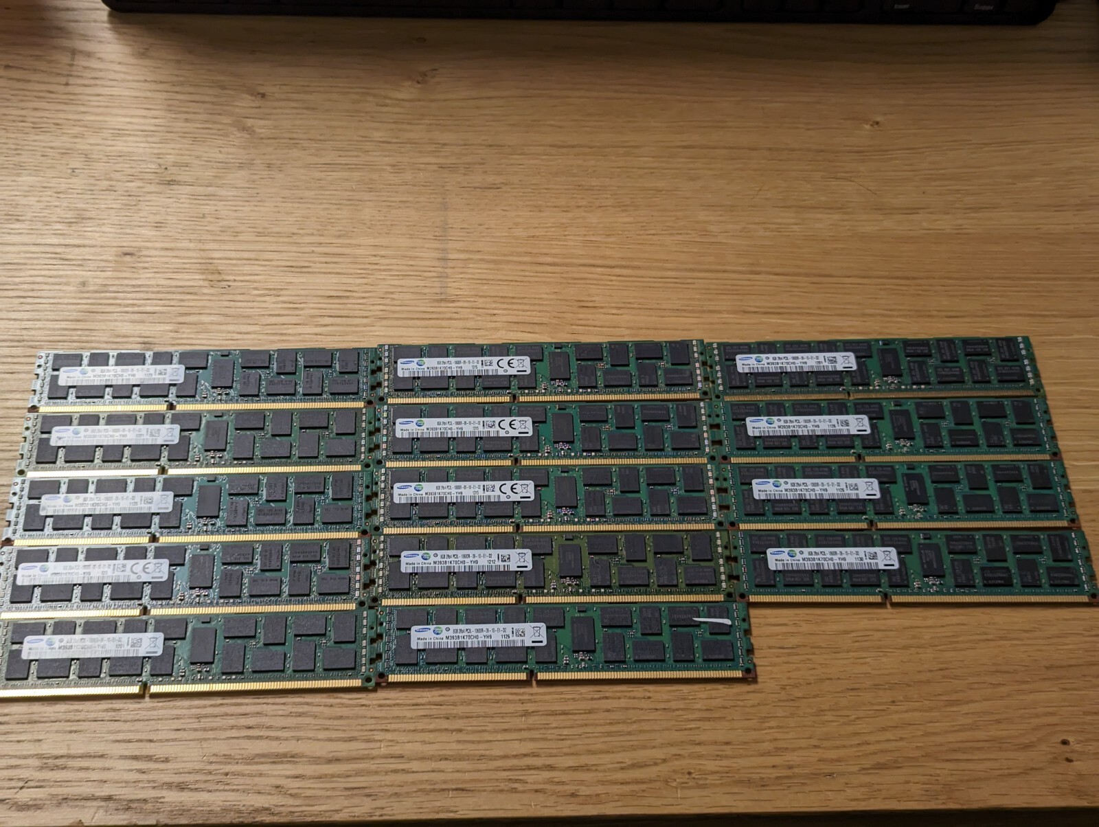 112GB (14X 8GB) SAMSUNG PC3L-10600R-09-10-E1-D2 REGISTERED SERVER MEMORY (3434)