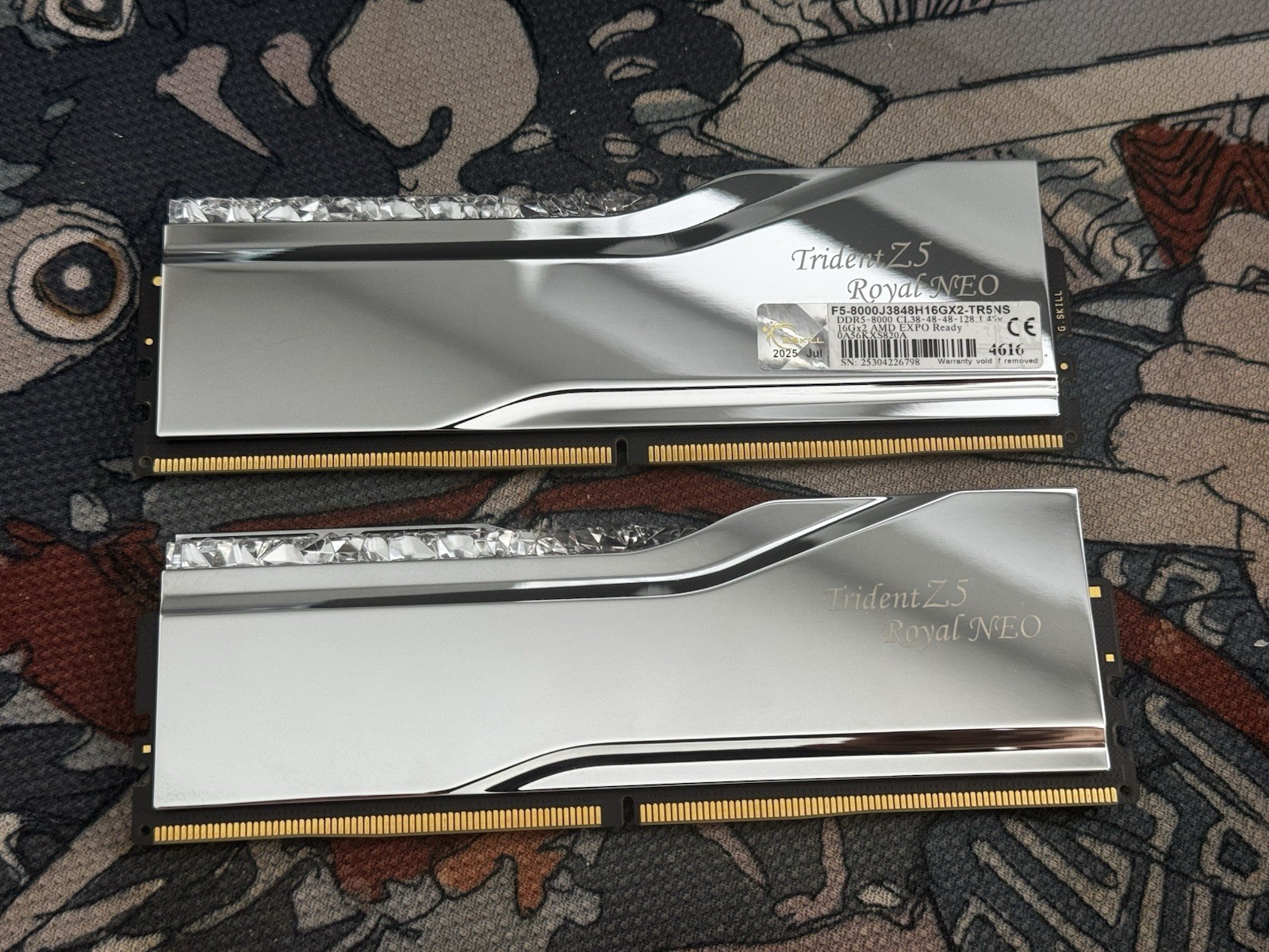 G.SKILL Trident Z5 Royal Neo DDR5 32GB (2x16GB) 8000 MT/s AMD EXPO CL38-48-48
