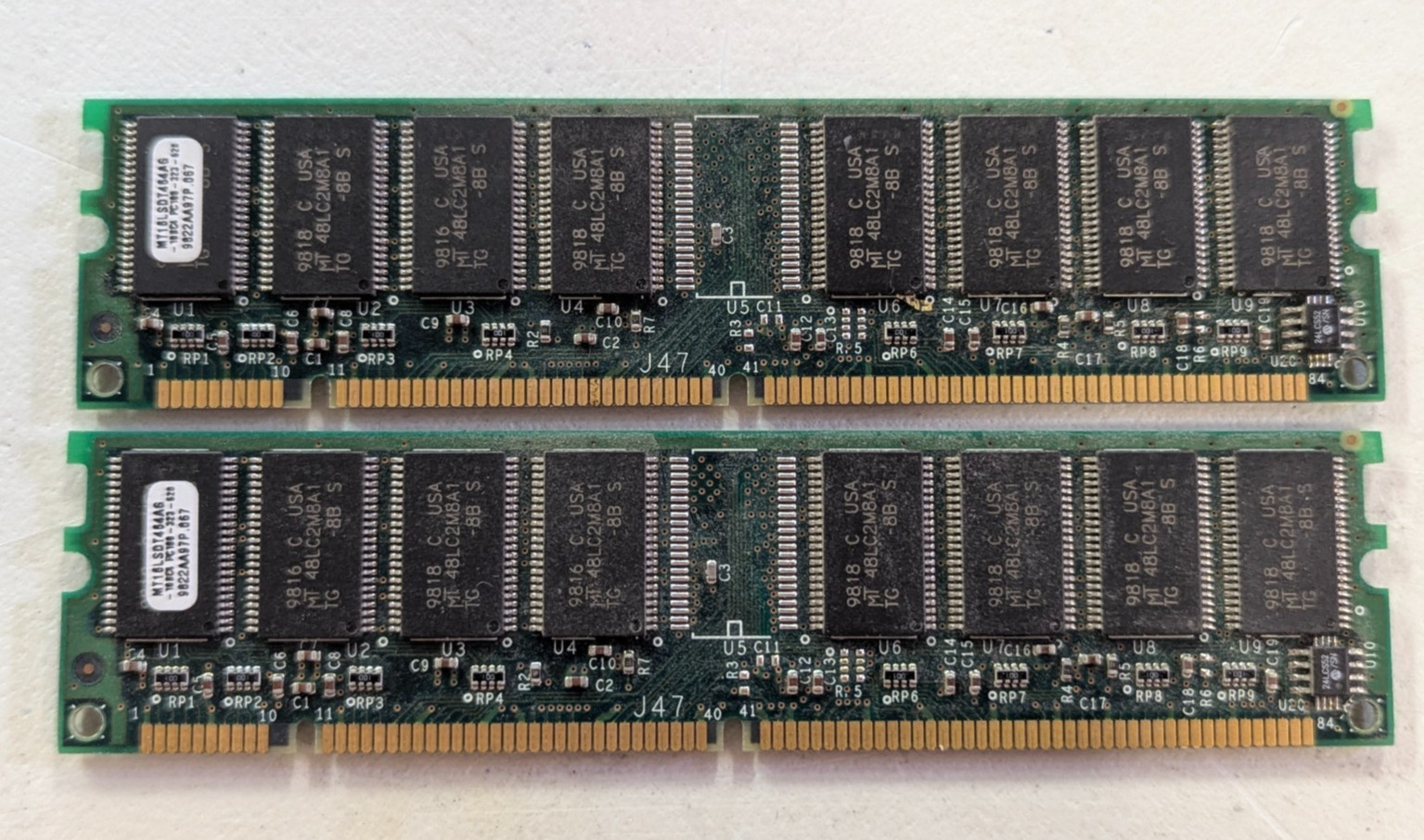 Micron MT16LSDT464AG-10BC4 64MB Kit 2x32MB PC100 SDRAM 168-Pin DIMM RAM