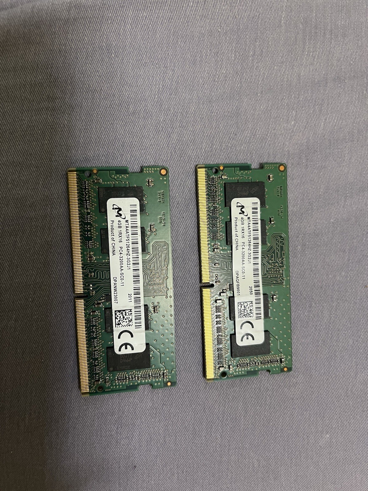 Micron 8GB (4GB x 2) 1Rx16 MTA4ATF51264HZ-3G2J1 PC4-3200AA-SC0-11 Laptop Memory