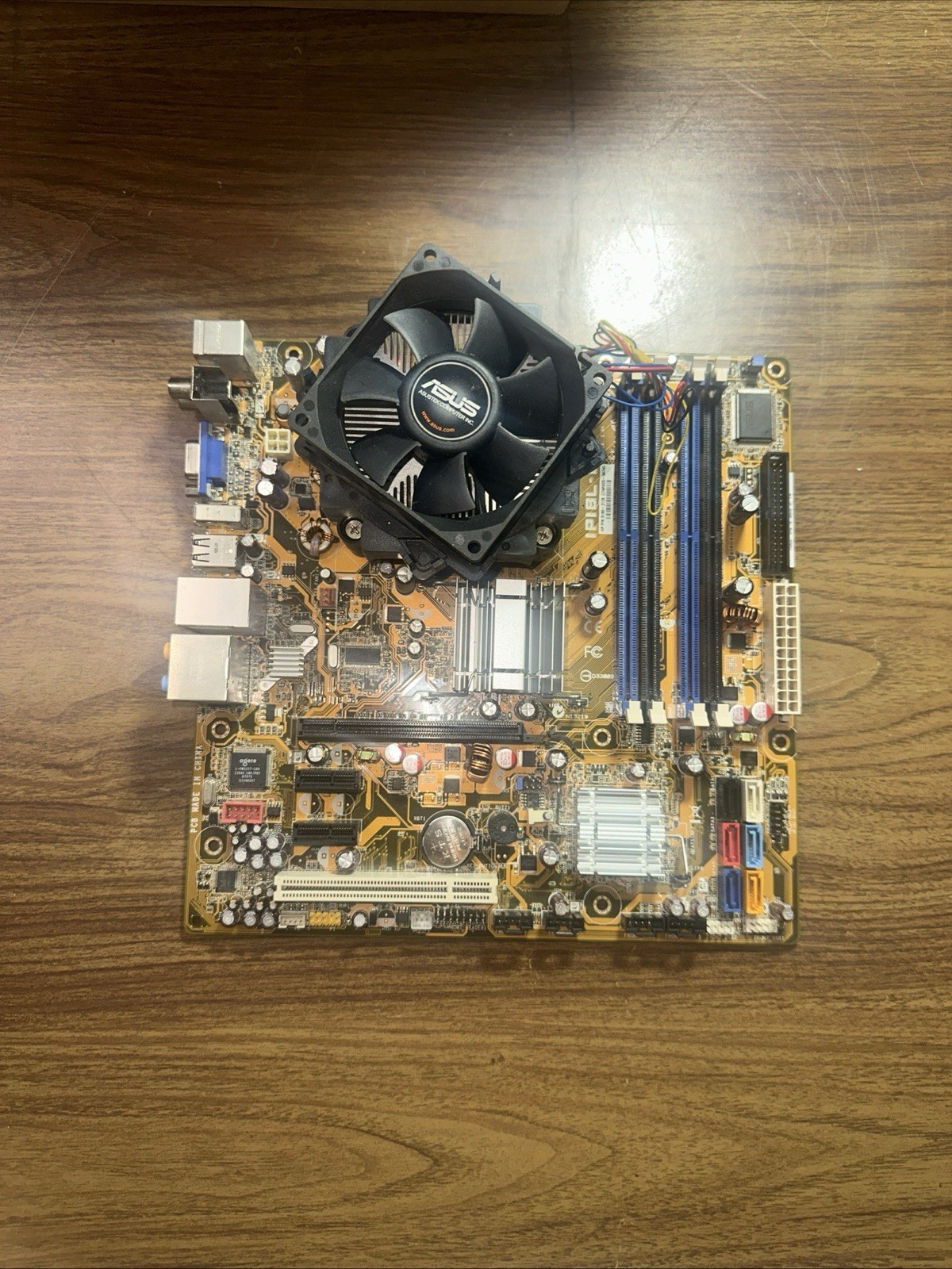 Asus PAKBA0D0ZWB0CY IPIBL-LB Motherboard