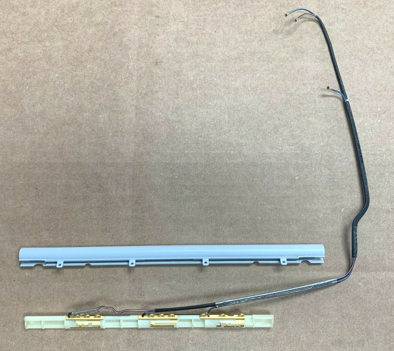 🟩APPLE MACBOOK AIR 13″ A1237 A1304 2008-2009 WIFI AIRPORT BLUETOOTH ANTENNA