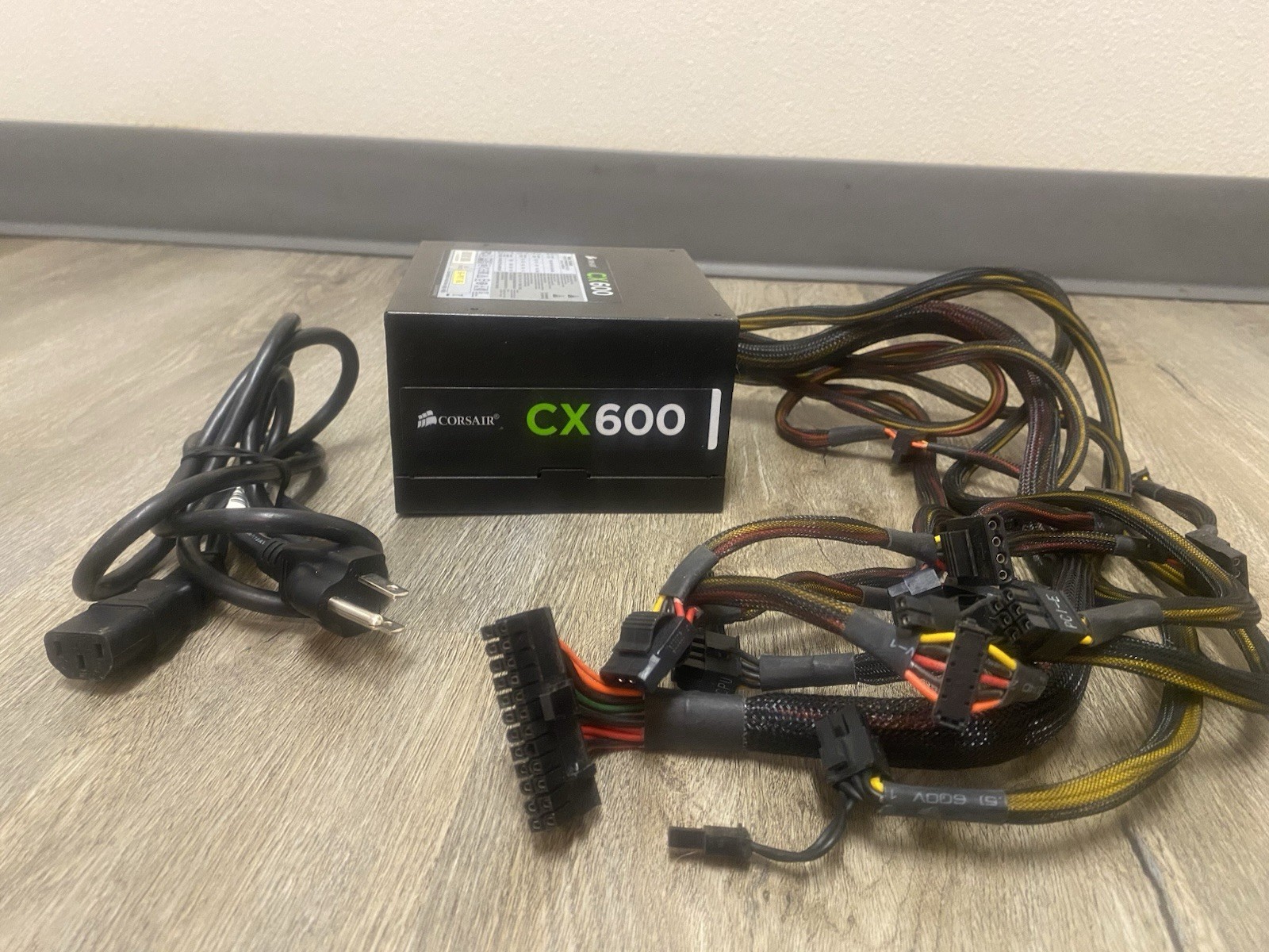 Corsair CX600 Non-Modular Power Supply 600W 80+ Bronze free shipping