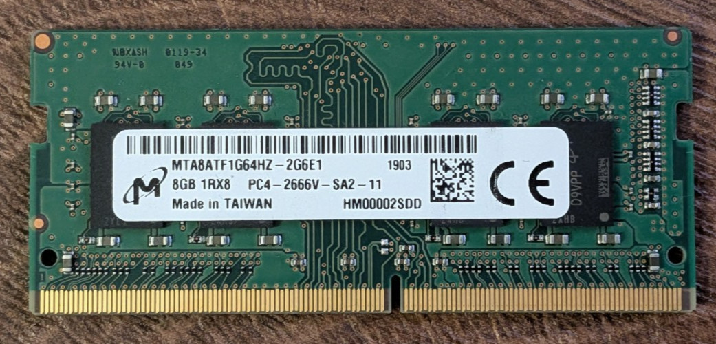 Micron MTA8ATF1G64HZ-2G6E1 PC4-2666V-SA2-11 Laptop Memory 8GB DDR4 SODIMM 1Rx8