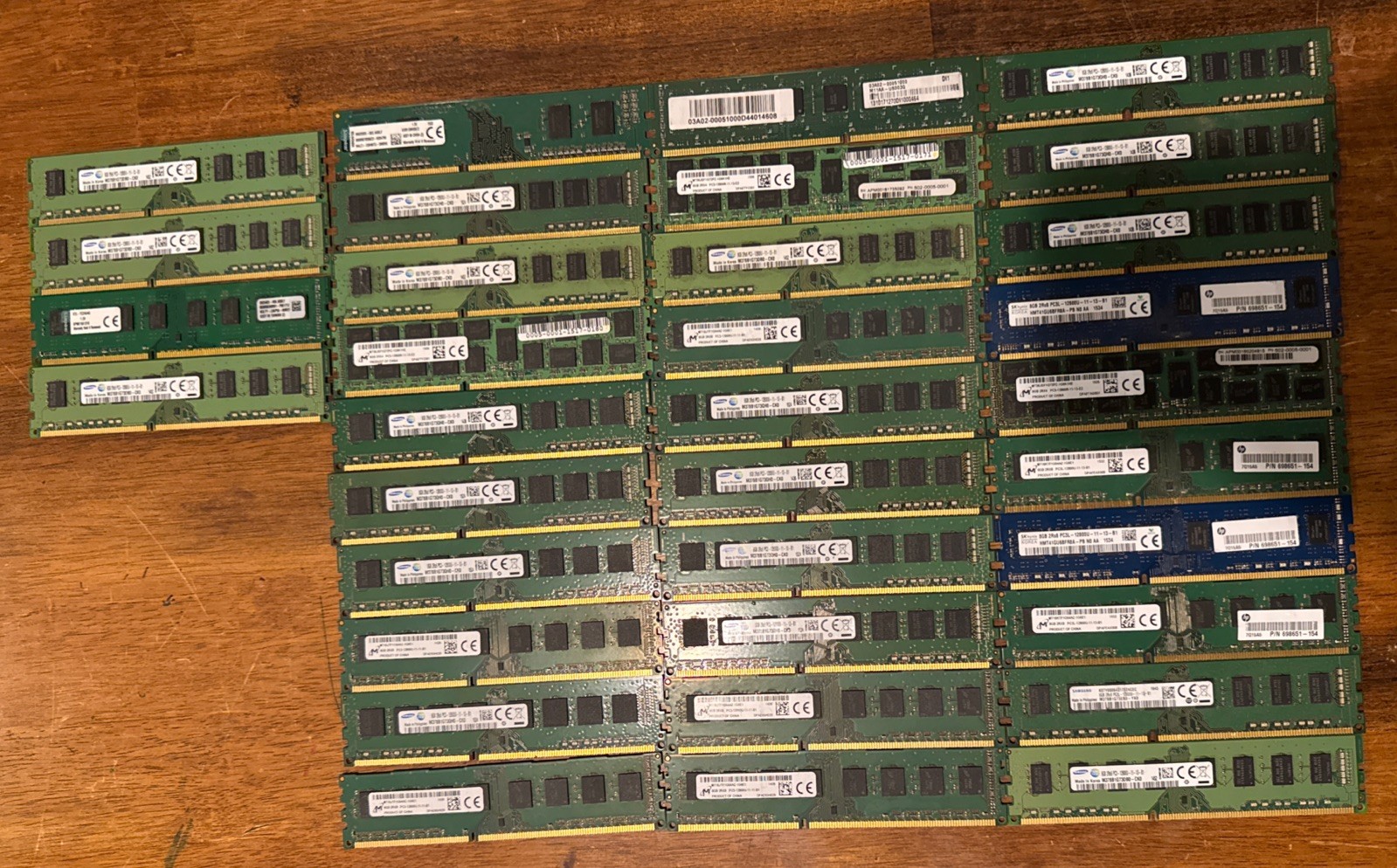 Lot of 34 – 8GB each DDR3 Desktop Memory PC3/PC3L-12800U Mixed Brands – TESTED