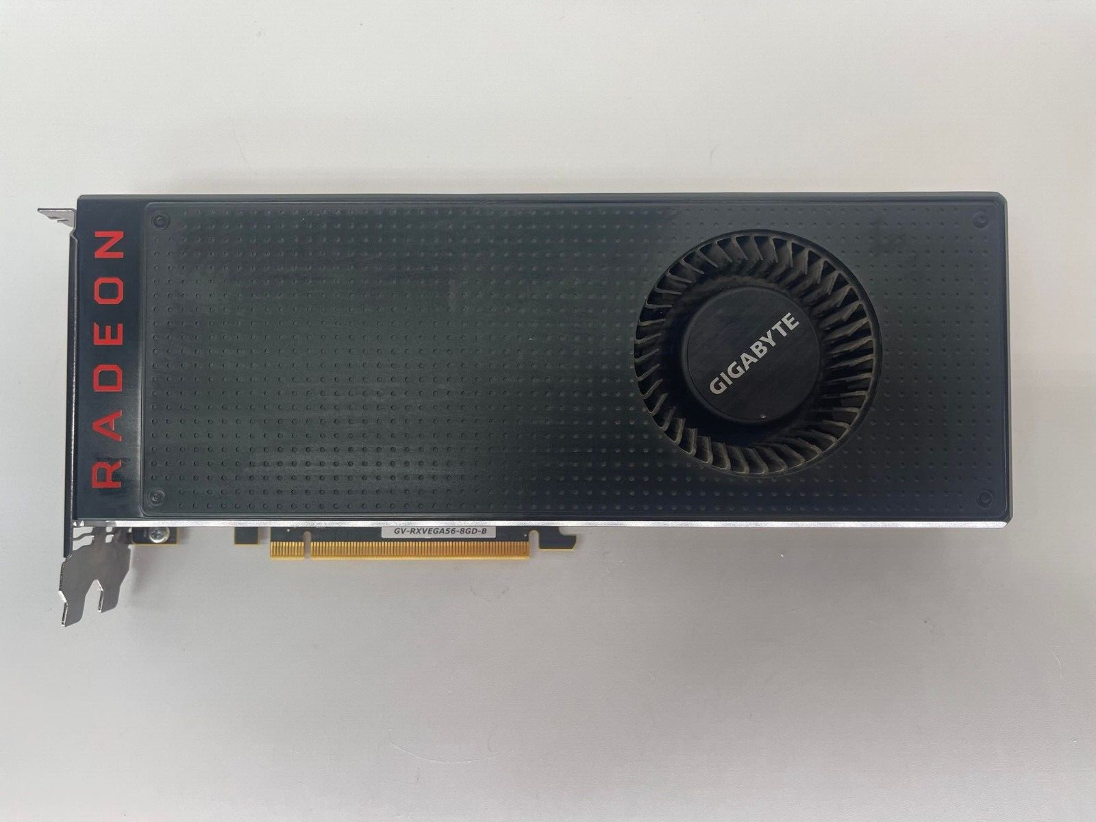 GIGABYTE AMD Radeon RX Vega 56 8GB HBM2 (GV-RXVEGA56-8GD-B)