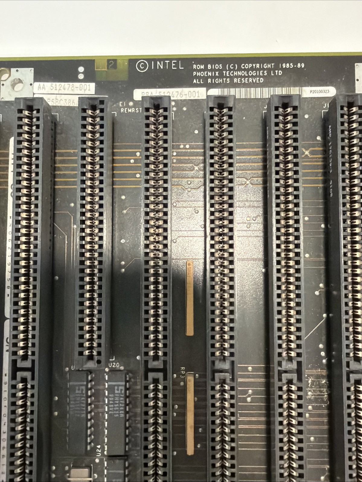 Vtg Intel PB511813-001 Computer Backplane Board 91 Phoenix BIOS w/ Center Cutout