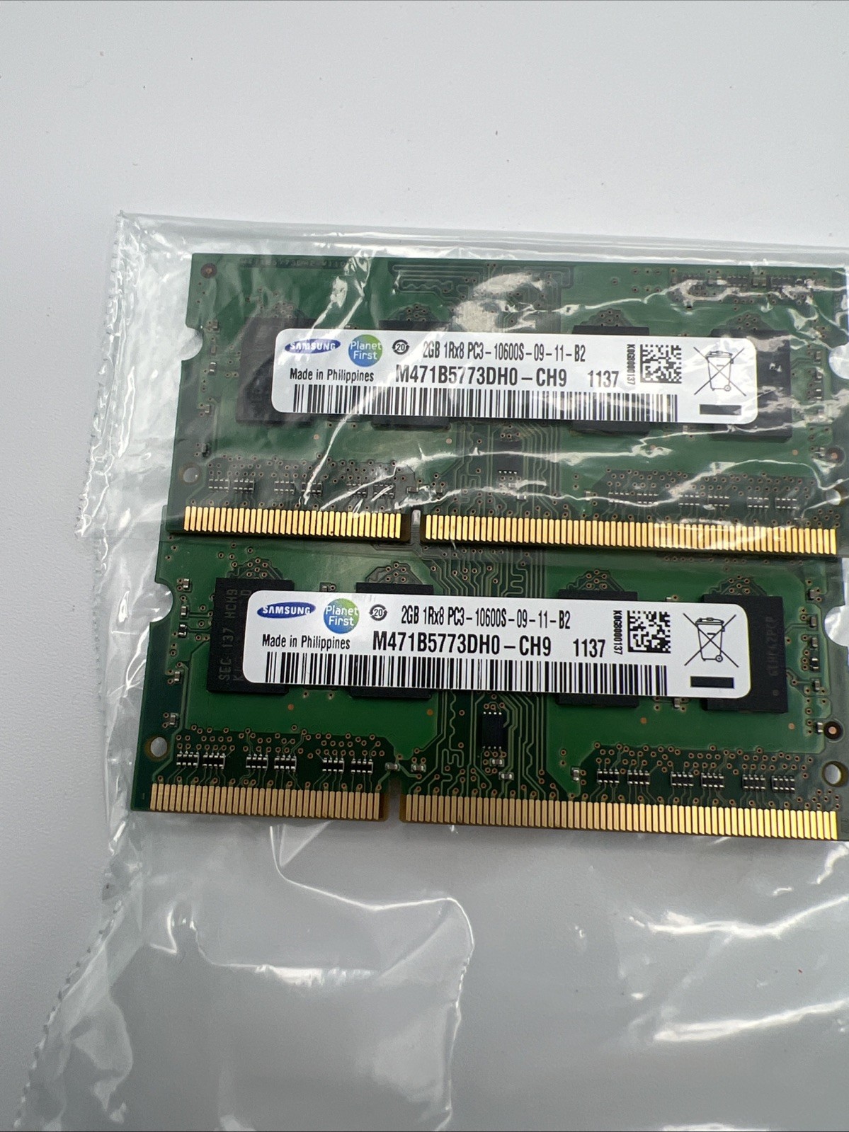 Samsung 2 x 2GB (4GB) Laptop RAM Memory 1Rx8 PC3-10600S M471B5773DH0-CH9 1137
