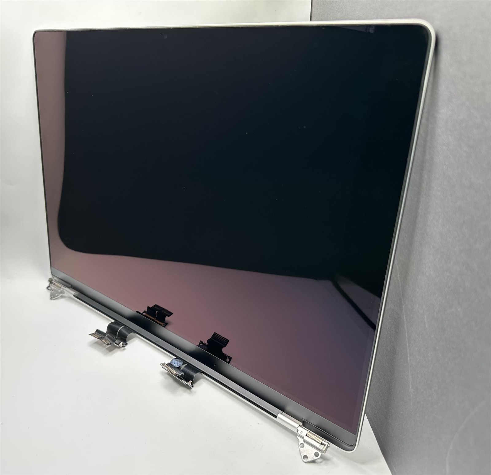 Apple MacBook Pro 16″ A3403 Screen Replacement Assembly Space Black Good