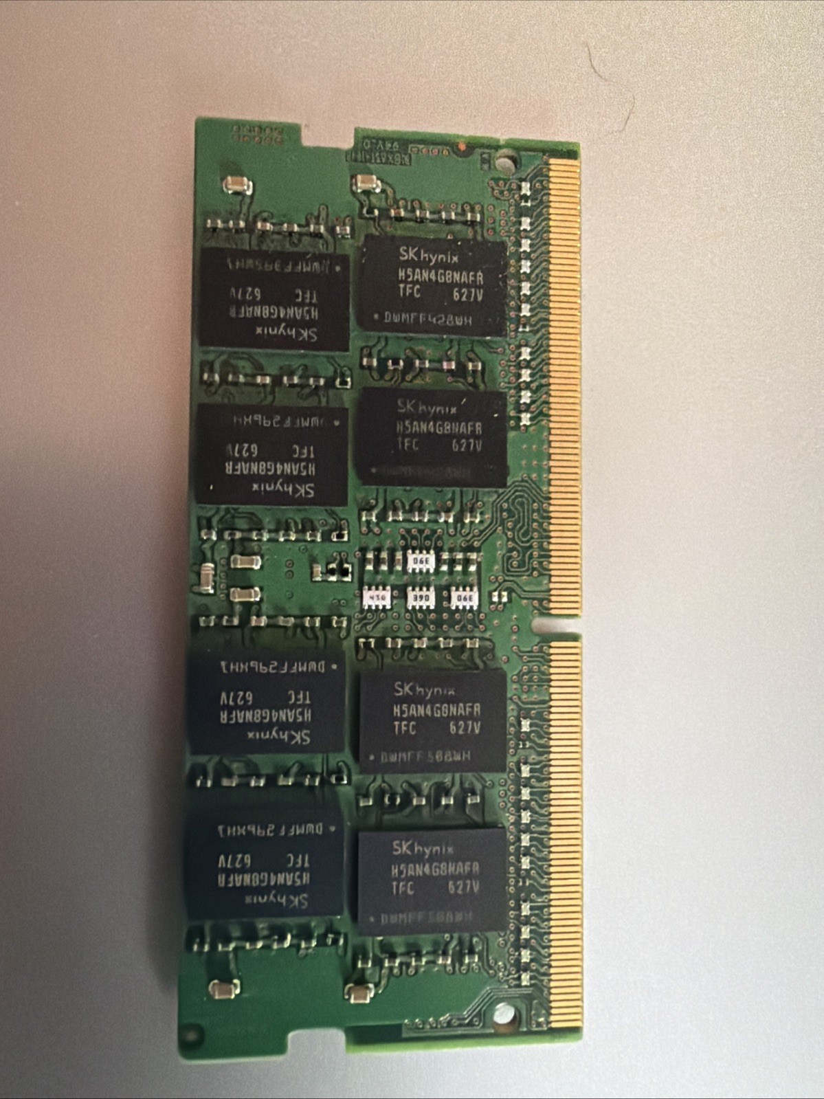 SK Hynix 8GB DDR4 2133MHz PC4-2133P SODIMM Laptop RAM HMA41GS6AFR8N